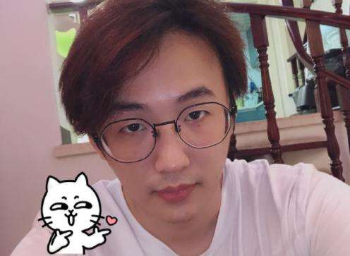 包含为了赚取热度的虎牙主播寒夜，使出了浑身解数诋毁骚白代打的词条