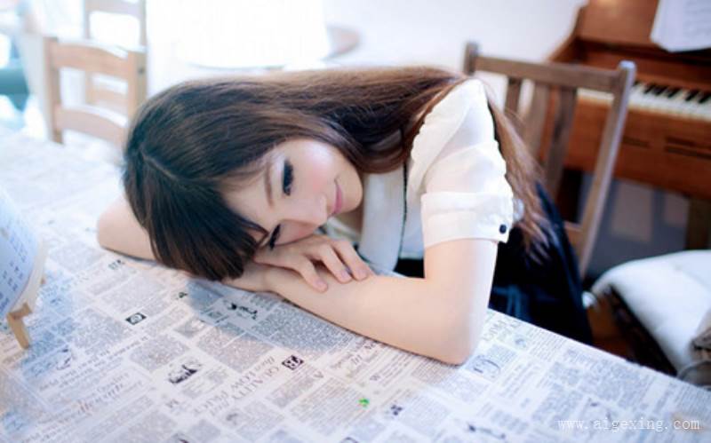 qq说说买赞1毛（买说说赞20个）
