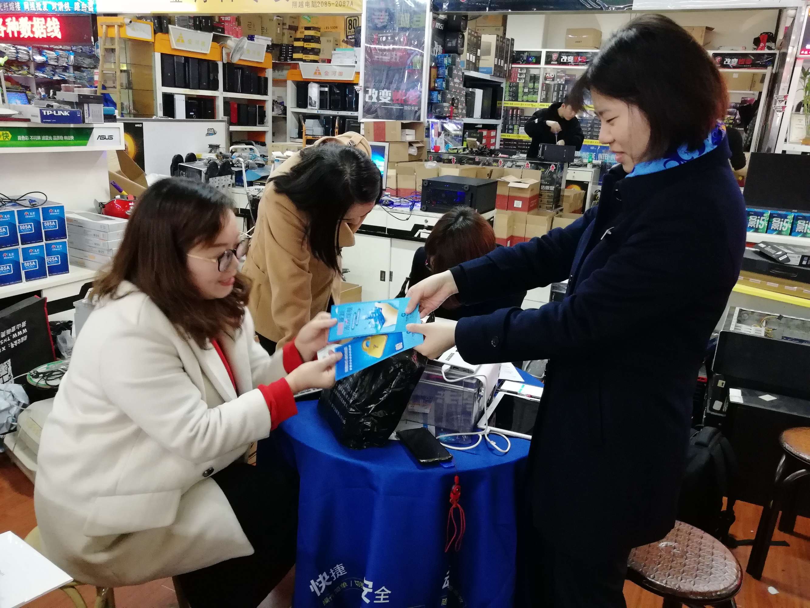 一元10万QQ赞_一元10万赞网站1ymz